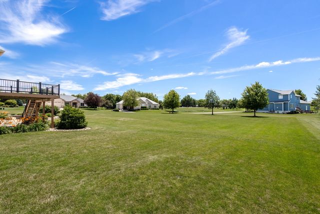 2199 E Lomar Street, Eldridge, IA 52748