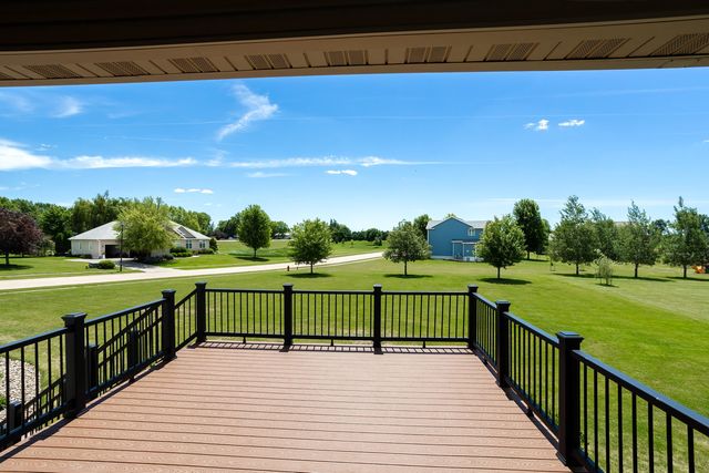 2199 E Lomar Street, Eldridge, IA 52748