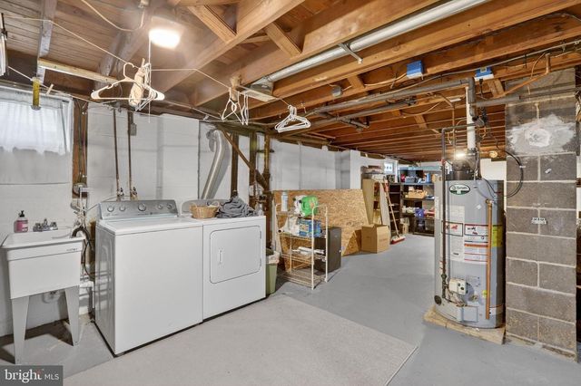 204 S GARDEN BLVD, Beverly, NJ 08010