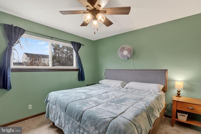 204 S GARDEN BLVD, Beverly, NJ 08010