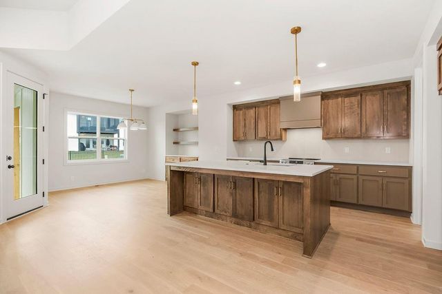 15637 W 165th Street, Olathe, KS 66062