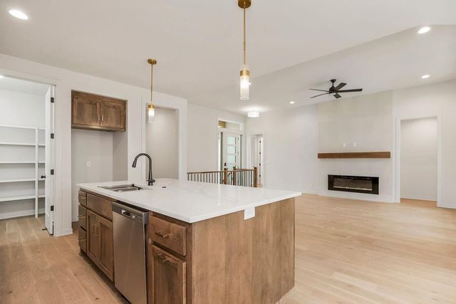 15637 W 165th Street, Olathe, KS 66062