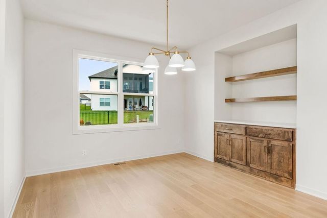 15637 W 165th Street, Olathe, KS 66062