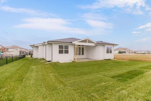 15637 W 165th Street, Olathe, KS 66062