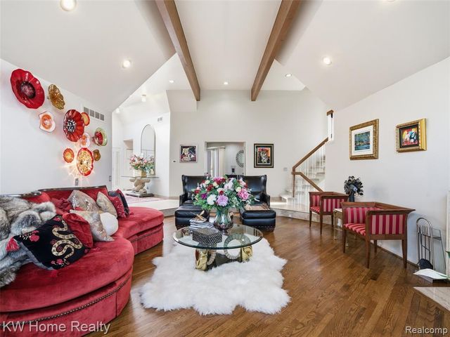 4749 Tara Court, West Bloomfield, MI 48323