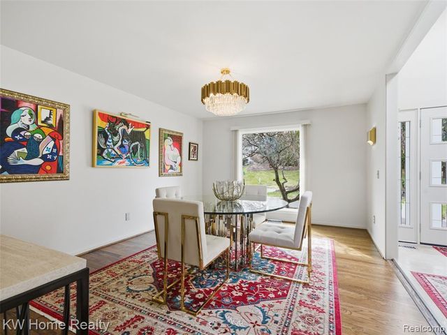4749 Tara Court, West Bloomfield, MI 48323