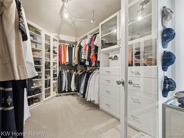 4749 Tara Court, West Bloomfield, MI 48323