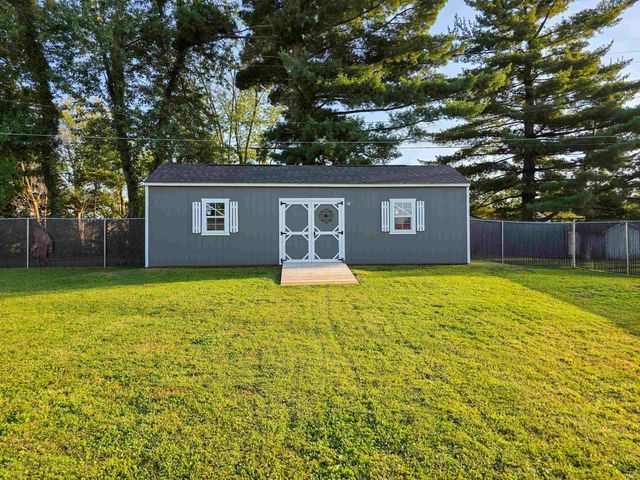 969 SE A Street, Linton, IN 47441