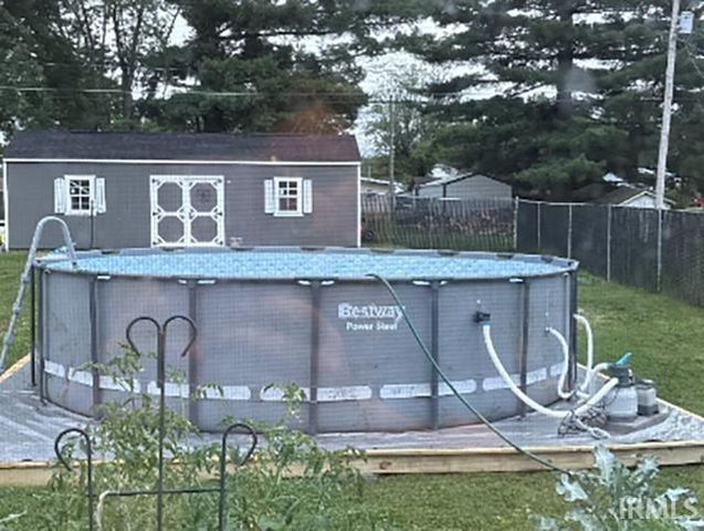 969 SE A Street, Linton, IN 47441