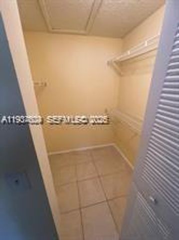 1186 Lake Terry Dr H, West Palm Beach, FL 33411