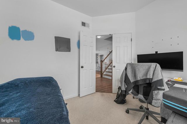 2004 PROUT FARM RD, Pottstown, PA 19464