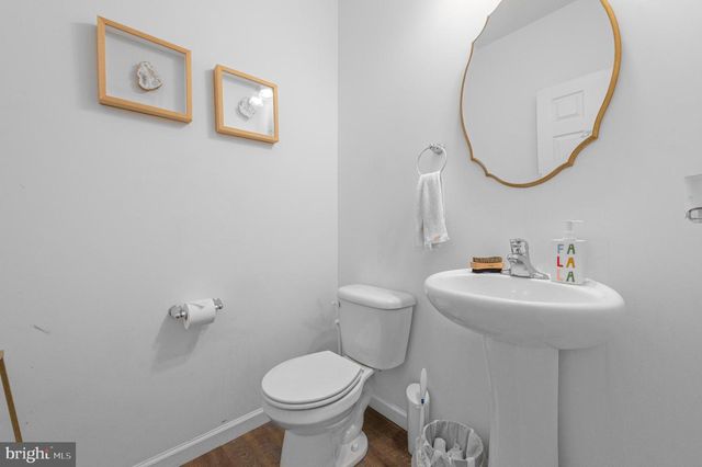 2004 PROUT FARM RD, Pottstown, PA 19464