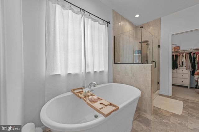 2004 PROUT FARM RD, Pottstown, PA 19464