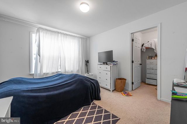 2004 PROUT FARM RD, Pottstown, PA 19464