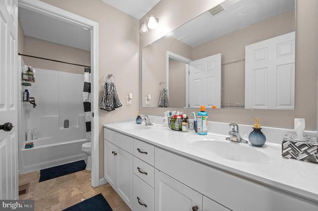 2004 PROUT FARM RD, Pottstown, PA 19464