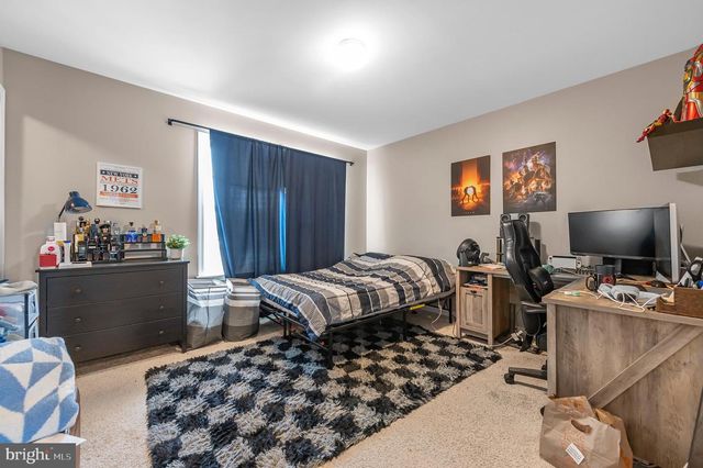 2004 PROUT FARM RD, Pottstown, PA 19464