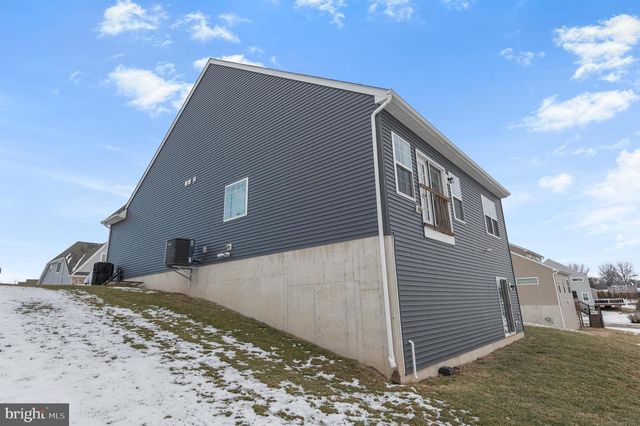 2004 PROUT FARM RD, Pottstown, PA 19464