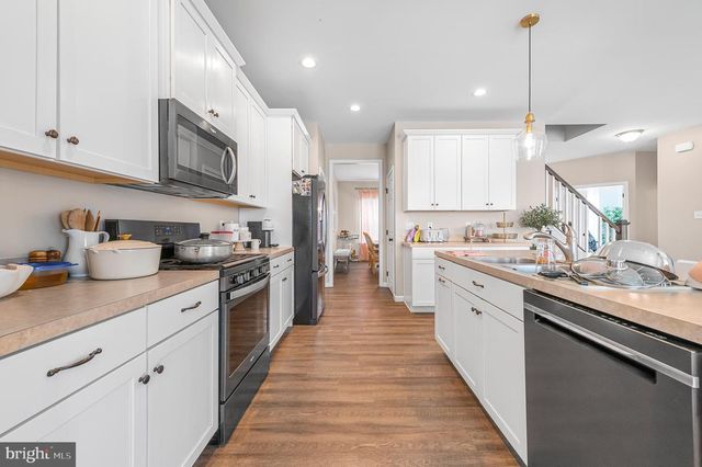 2004 PROUT FARM RD, Pottstown, PA 19464