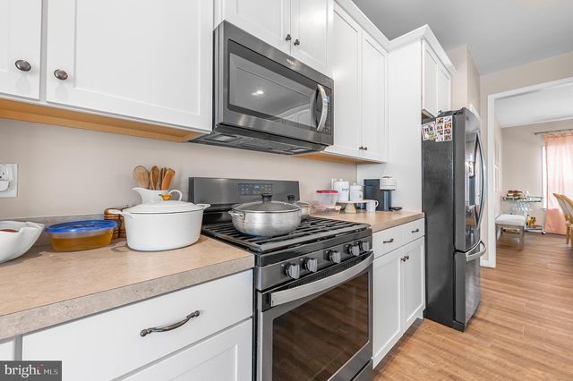 2004 PROUT FARM RD, Pottstown, PA 19464