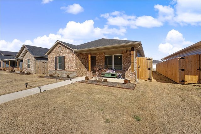 3175 Saline Alley, Fayetteville, AR 72701
