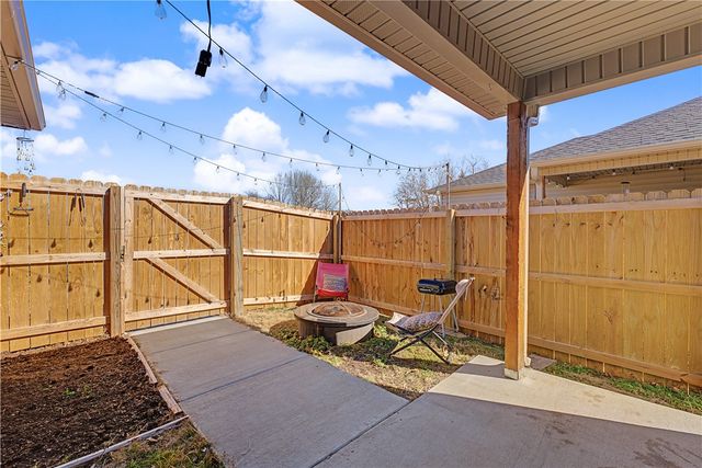 3175 Saline Alley, Fayetteville, AR 72701