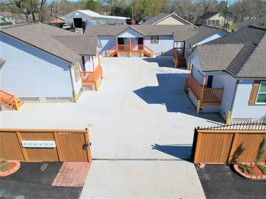 6207 Conley Street, Houston, TX 77021