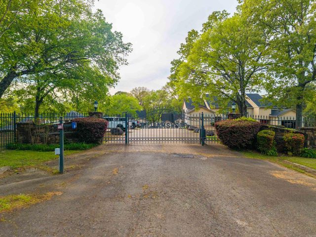 211 Brown St Apt 3, Hot Springs, AR 71913