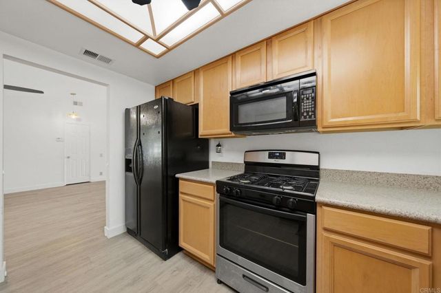 42230 Cosmic Dr, Temecula, CA 92592