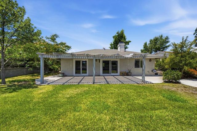 42230 Cosmic Dr, Temecula, CA 92592