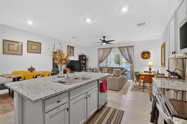331 MANGROVE SHADE CIRCLE, Apollo Beach, FL 33572