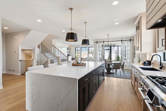 5526 Scenic Loop Run, Victoria, MN 55386