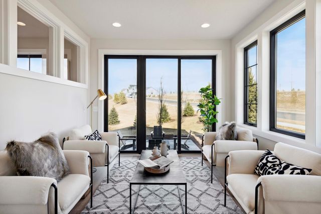 5526 Scenic Loop Run, Victoria, MN 55386