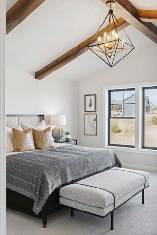 5526 Scenic Loop Run, Victoria, MN 55386