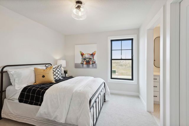 5526 Scenic Loop Run, Victoria, MN 55386