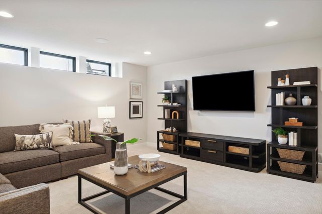 5526 Scenic Loop Run, Victoria, MN 55386