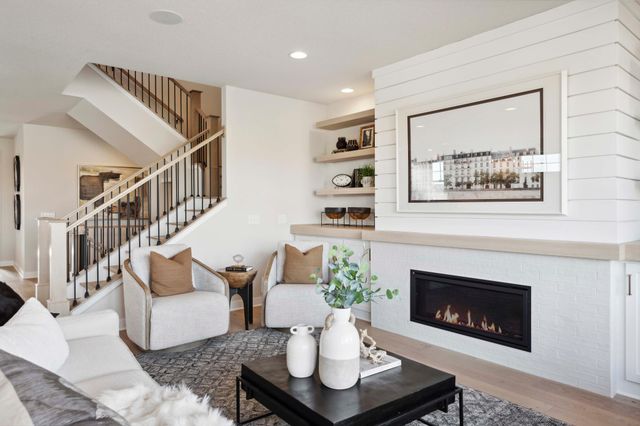 5526 Scenic Loop Run, Victoria, MN 55386