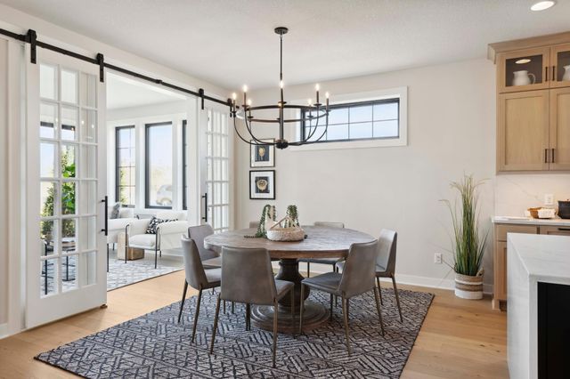 5526 Scenic Loop Run, Victoria, MN 55386