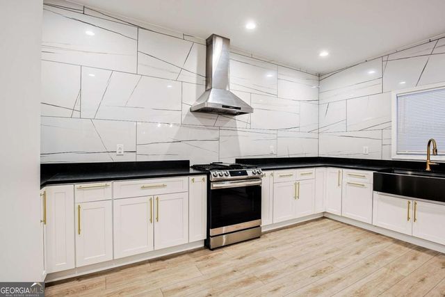 1170 Niles Avenue NW, Atlanta, GA 30318