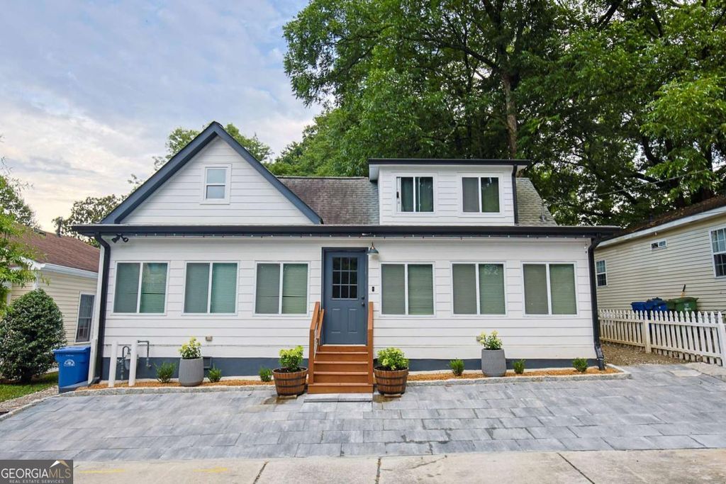 1170 Niles Avenue NW, Atlanta, GA 30318