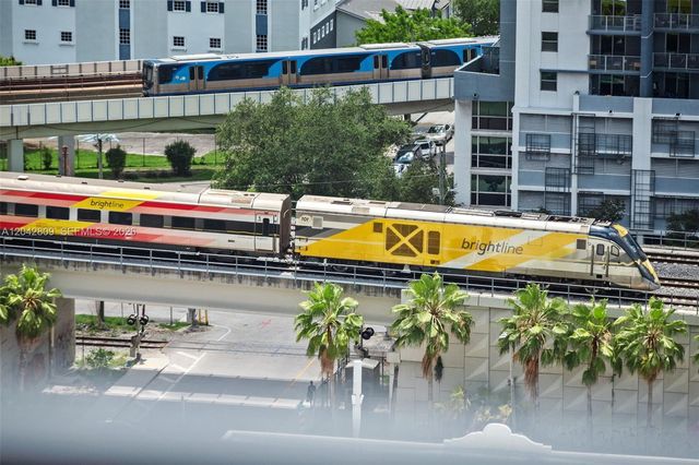 20 NE 11 2410, Miami, FL 33132