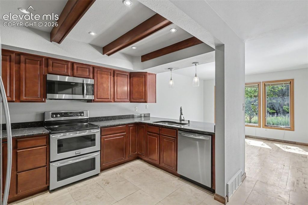 23 Woodbridge Drive, Colorado Springs, CO 80906 — photo 5