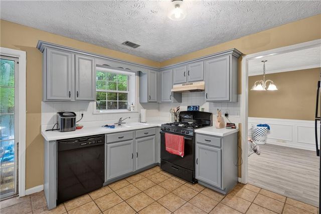 855 Underhill Court, Buford, GA 30518