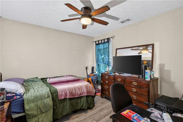 855 Underhill Court, Buford, GA 30518