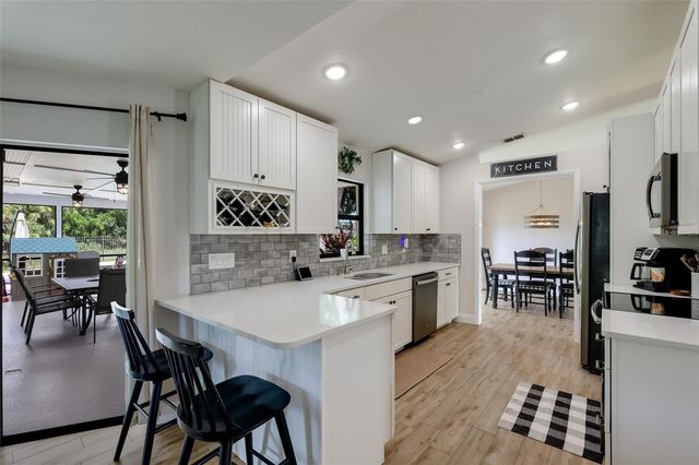 8038 56TH COURT E, Palmetto, FL 34221