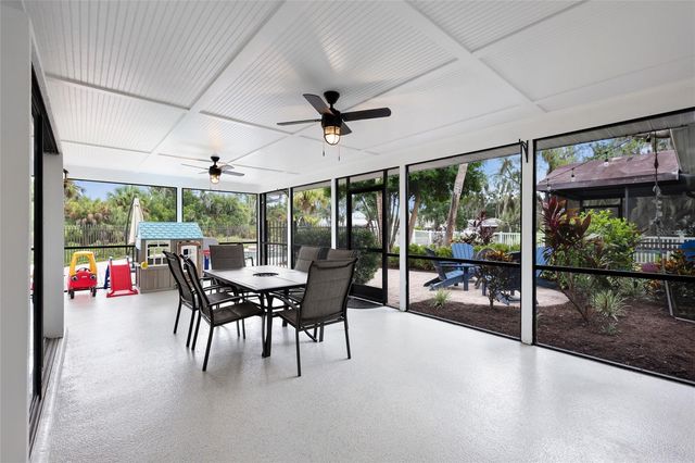 8038 56TH COURT E, Palmetto, FL 34221