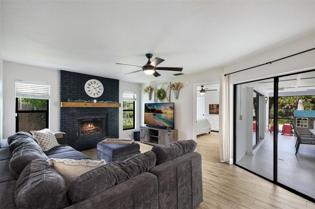 8038 56TH COURT E, Palmetto, FL 34221