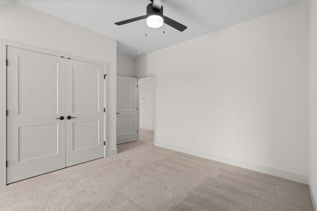 1634 S Pinecone Path, Springfield, MO 65809