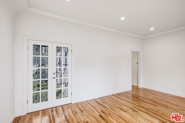 525 N Crescent Heights Boulevard, Los Angeles, CA 90048