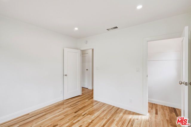525 N Crescent Heights Boulevard, Los Angeles, CA 90048