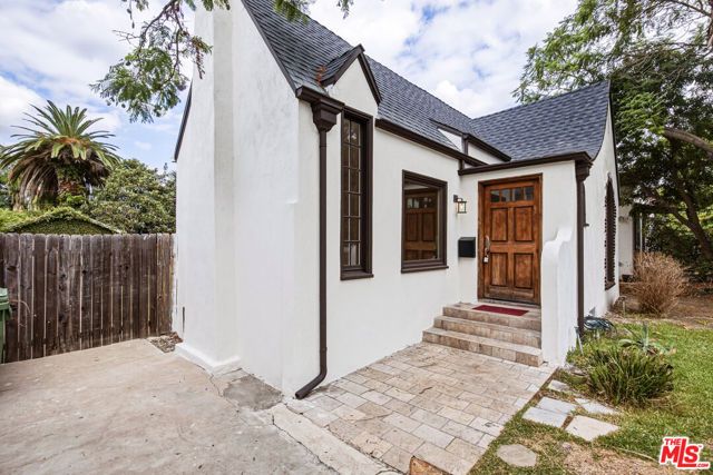 525 N Crescent Heights Boulevard, Los Angeles, CA 90048